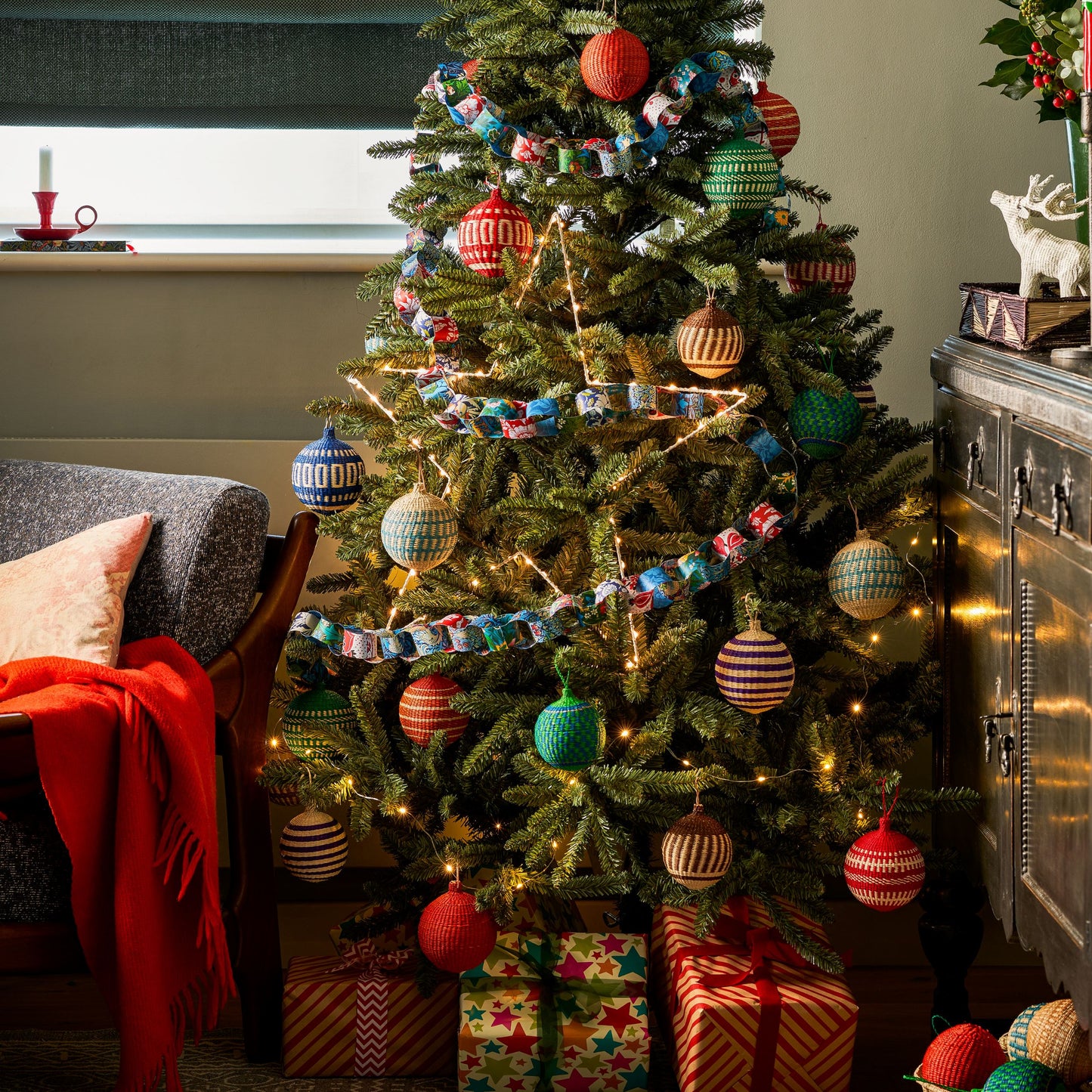 Gold & Natural Christmas Tree Baubles Pack of 3 Bauble WASHEIN