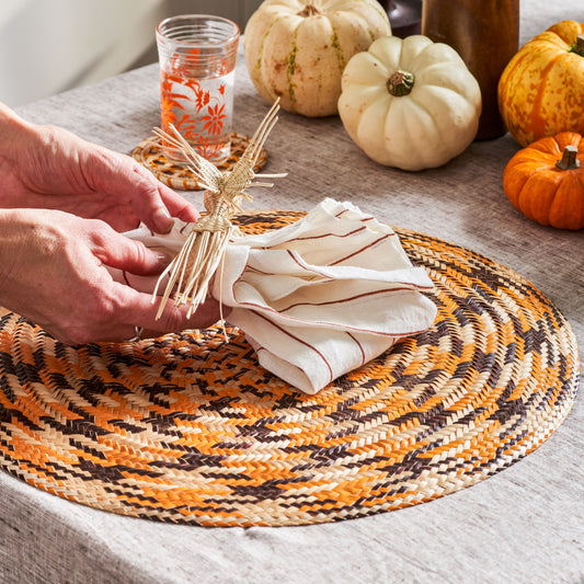 Set x 4 Natural Straw Orange & Black Abstract Round Placemats Placemats WASHEIN