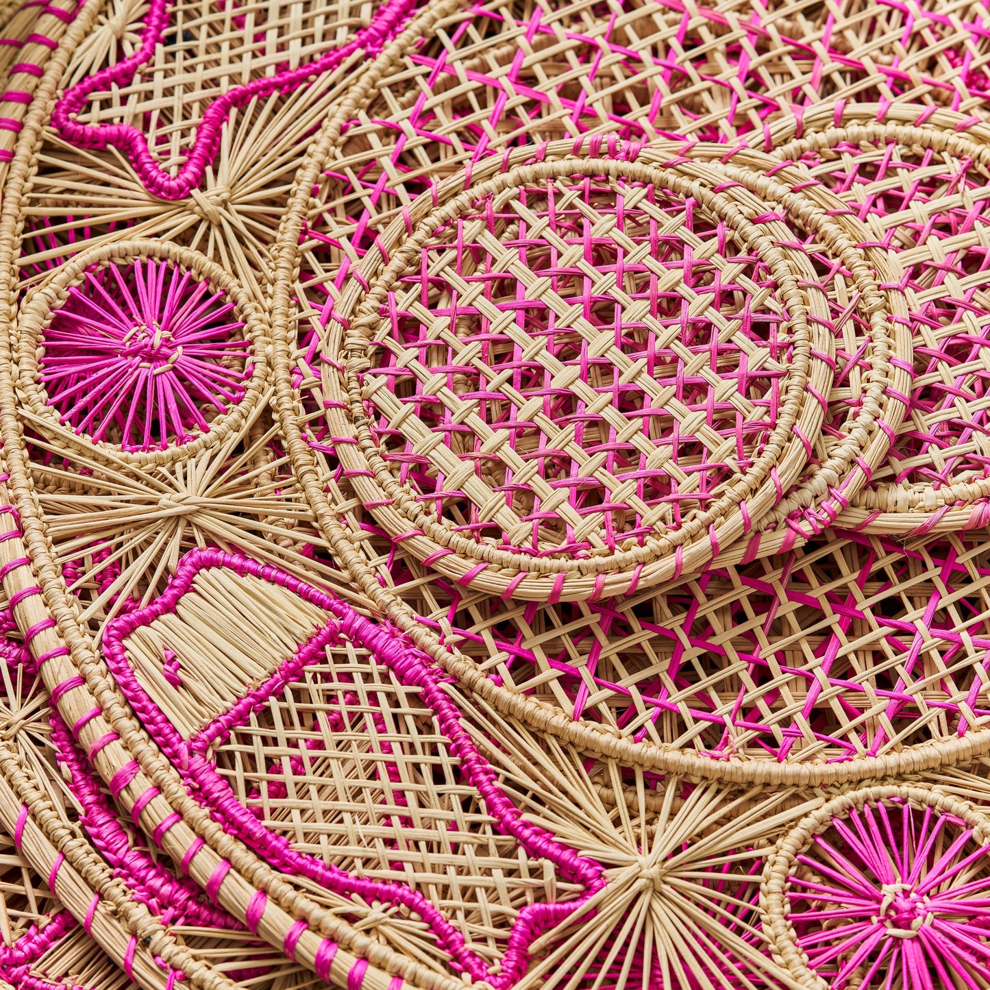 Set x 4 Natural Straw Woven Pink Fish Placemats Placemats WASHEIN