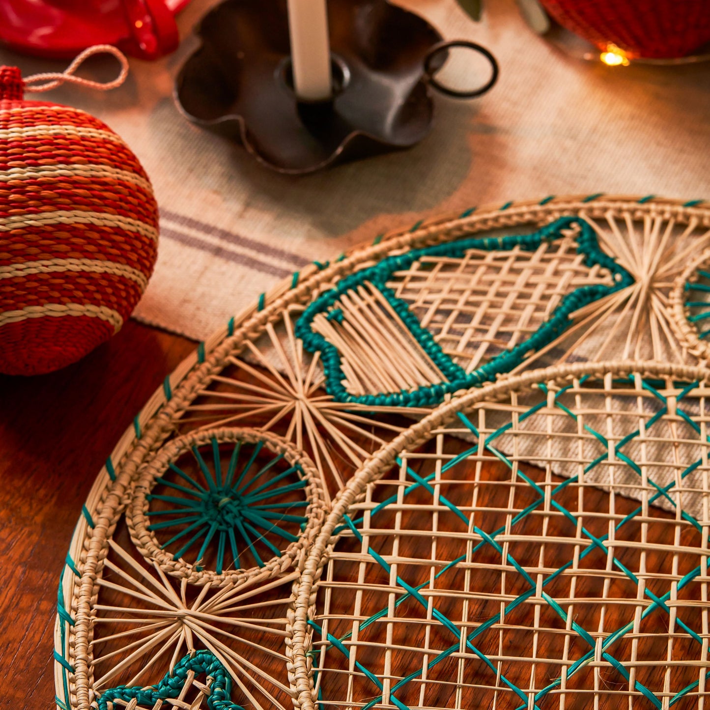 Set x 4 Natural Straw Woven Turquoise Fish Placemats Placemats WASHEIN