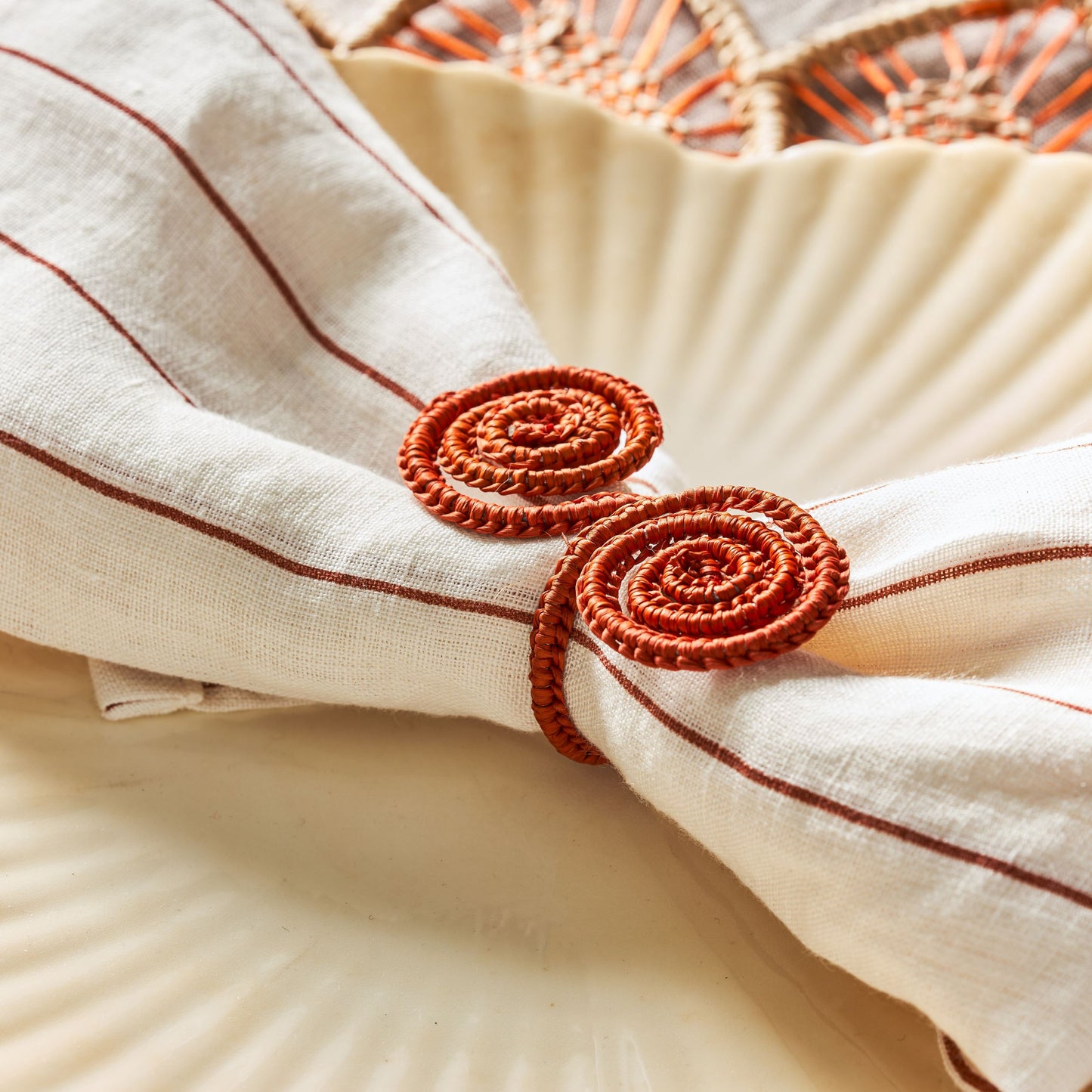 Set X 4 Woven Natural Iraca Straw Orange Spiral Napkin Rings Napkin Rings WASHEIN
