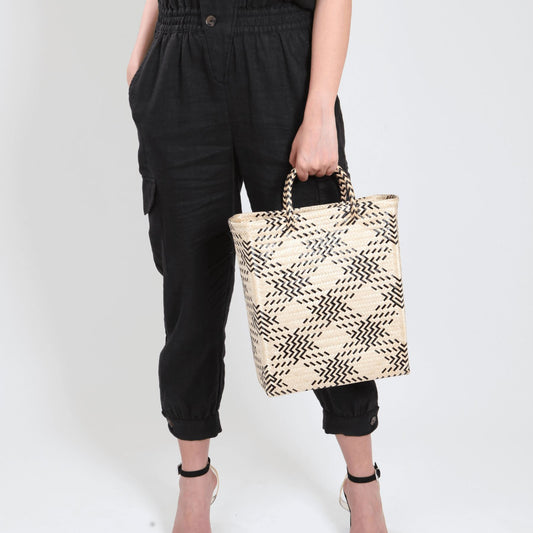 Amalfi Medium Black Straw Basket Bag BAG WASHEIN