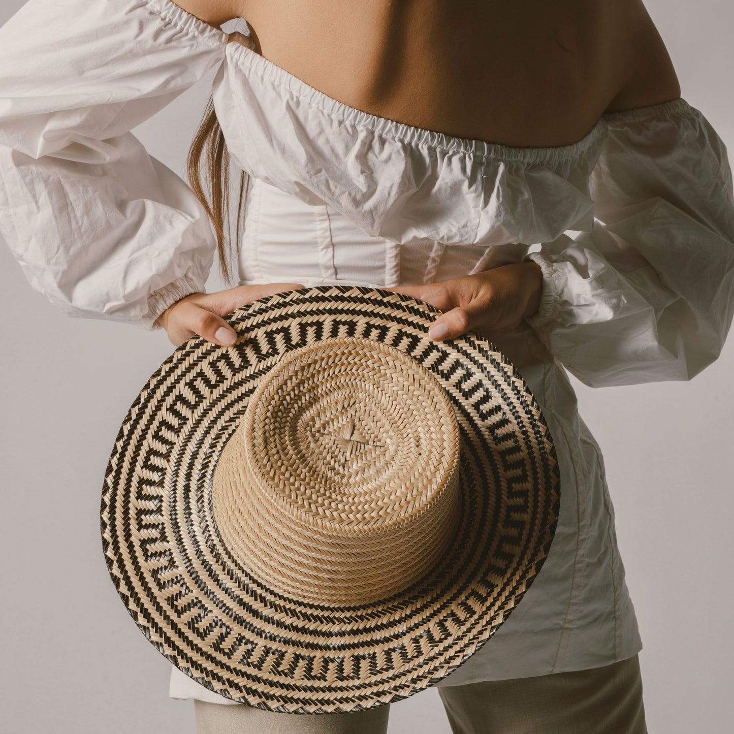 Andino Black Short Brim Straw Hat Hat WASHEIN