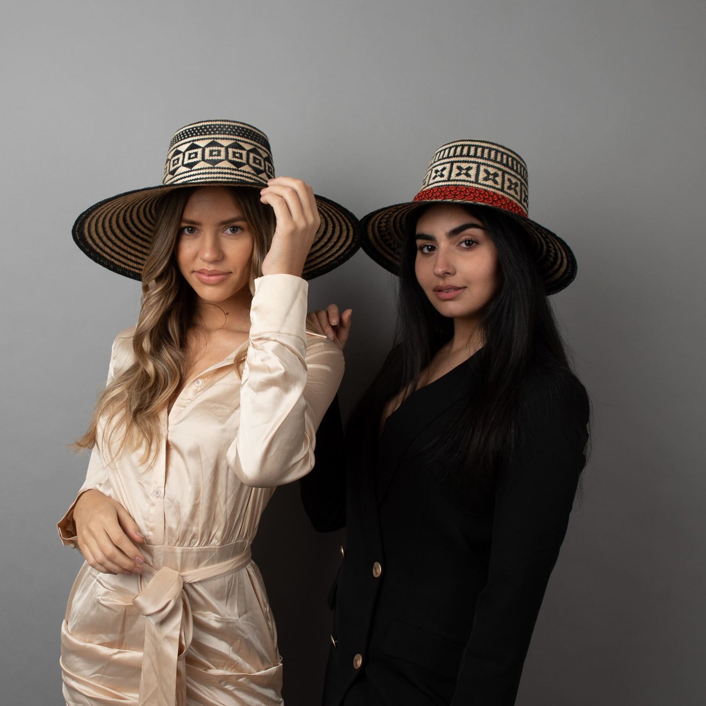 Arawak Black Short Brim Straw Hat Hat WASHEIN