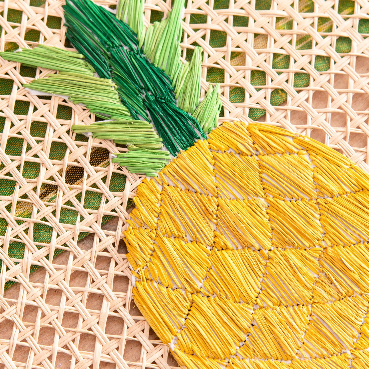 Natural Straw Woven Yellow Pineapple Fruits Round Placemats Placemats WASHEIN