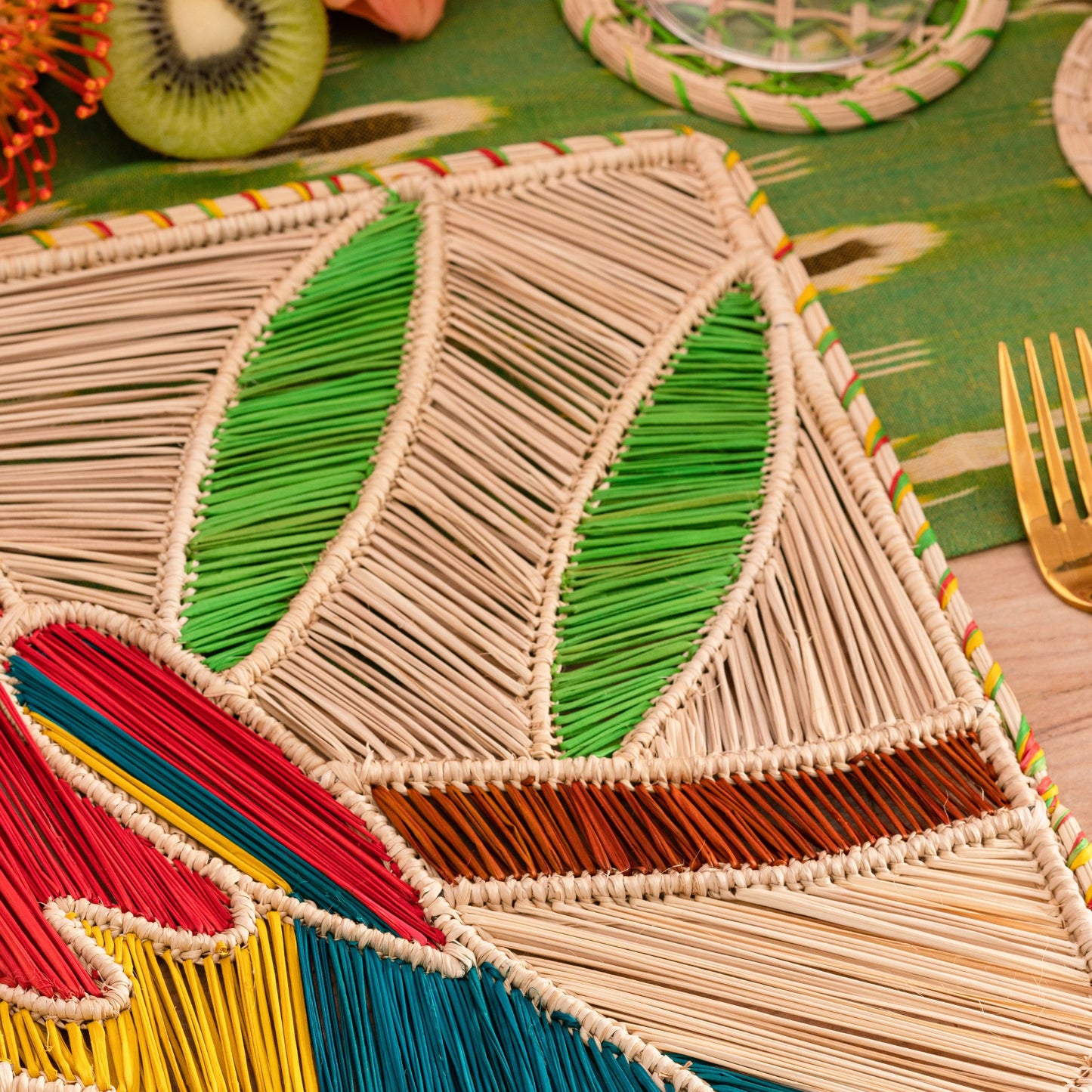 Natural Woven Straw Red Macaw Rectangular Placemats Placemats WASHEIN