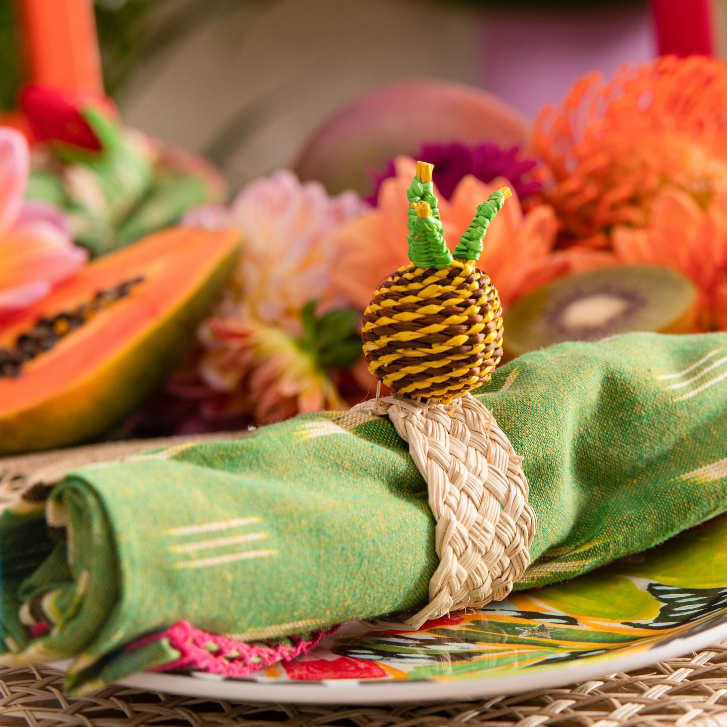 Set X 4 Woven Natural Iraca Straw Brown Pineapple Napkin Rings Napkin Rings WASHEIN