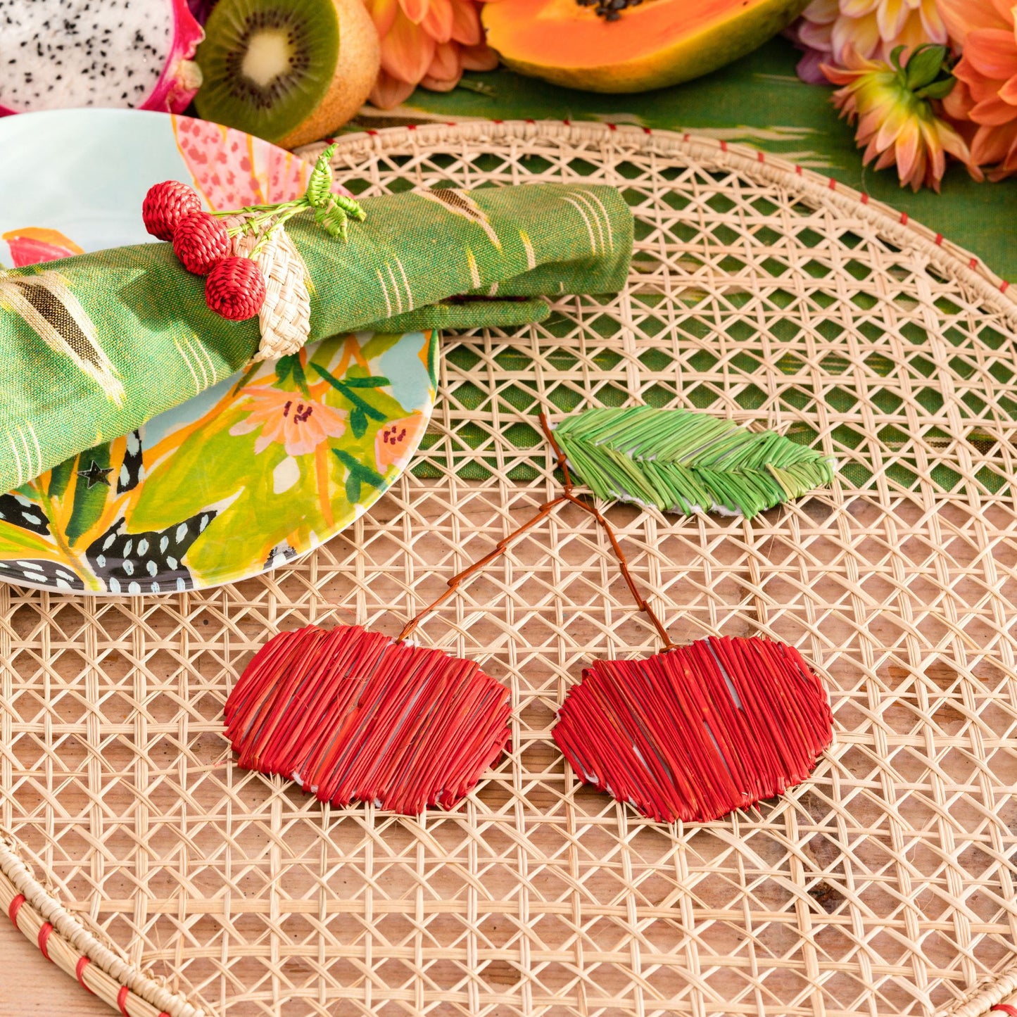 Set X 4 Woven Natural Iraca Straw Red Cherry Fruit Napkin Rings Napkin Rings WASHEIN