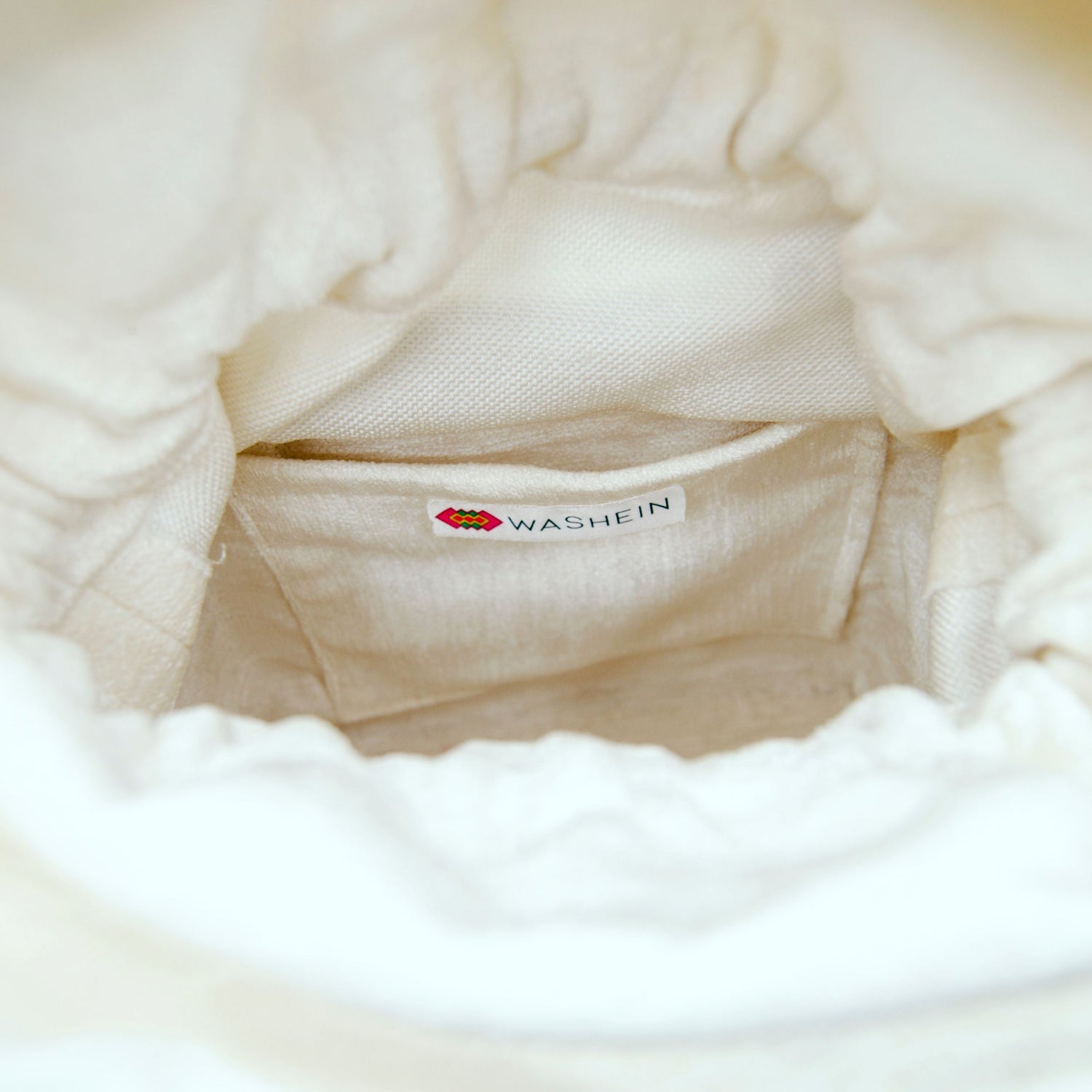 Tuparro Pink Small Handwoven Straw Basket Bag BAG WASHEIN