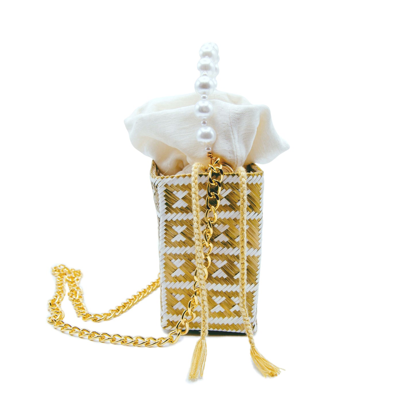 Tuparro White & Gold Small Handwoven Straw Basket Bag BAG WASHEIN