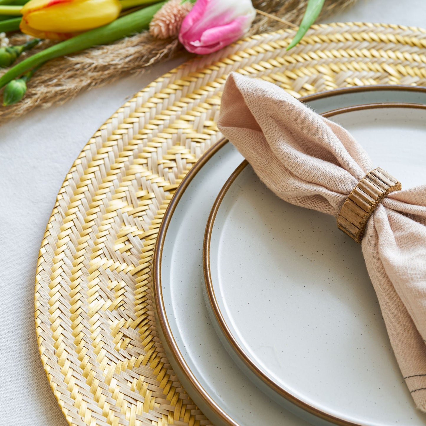Woven Natural Straw Gold Round Placemats Placemats WASHEIN