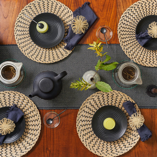 Set x 4 Natural Straw Black Zigzag Round Placemats Placemats WASHEIN 