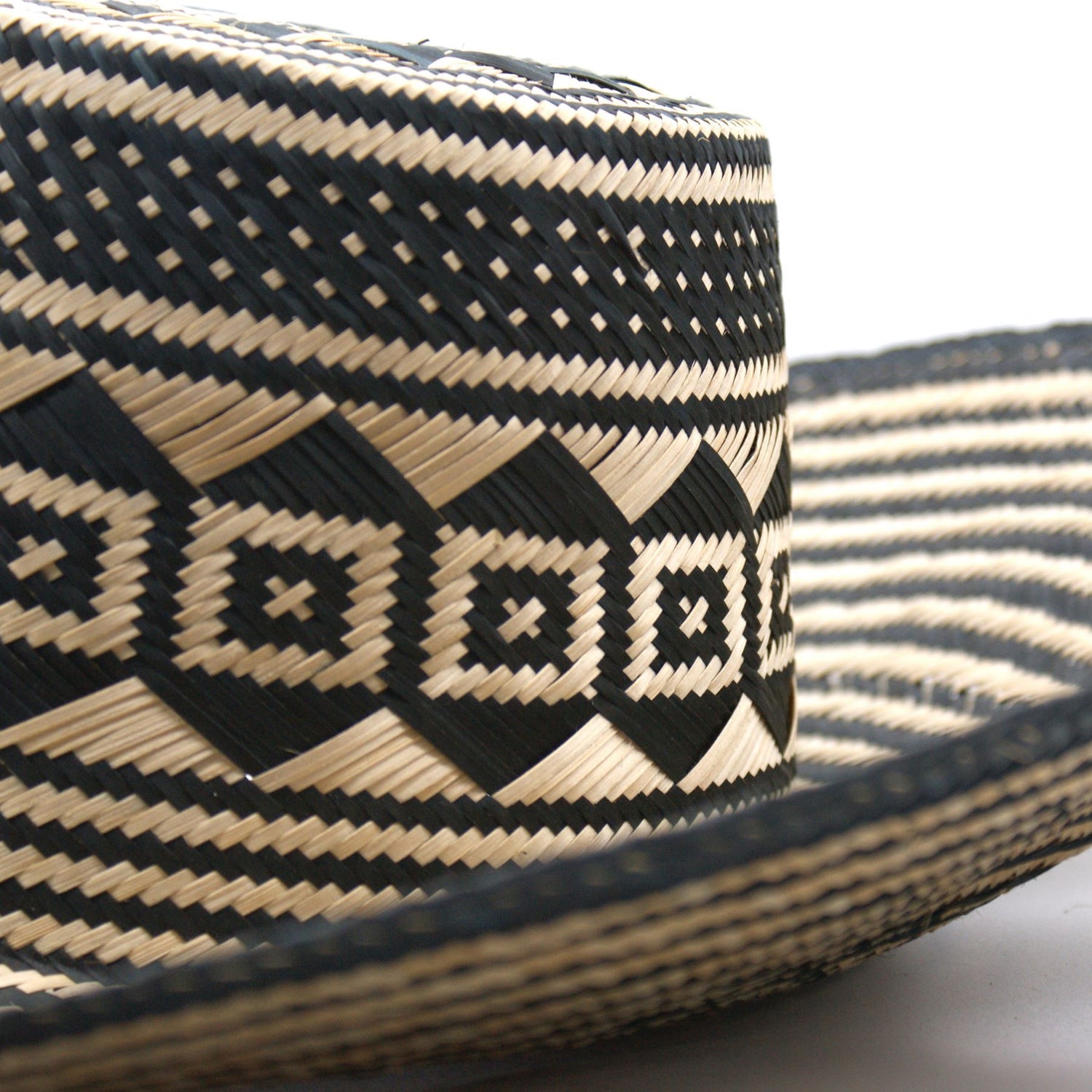 Urariyu Black Wide Brim Straw Hat Hat WASHEIN 